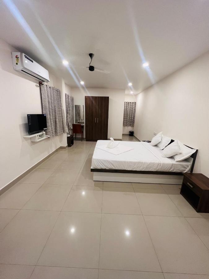 Heres Haut Residency Kochi Exterior foto